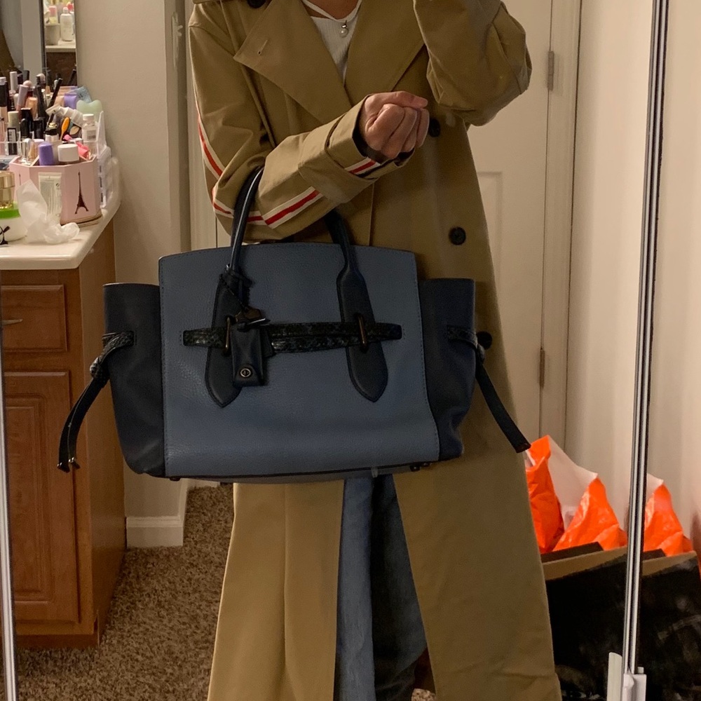 Handbag - Picture 6 of 6